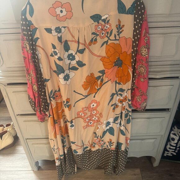 Duster - Picture 2 of 2